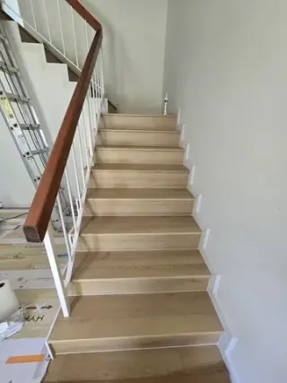 Pisos laminados y de vinyl
