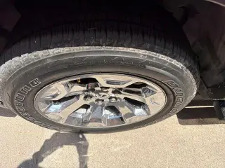 Ram 1500 2025 4x2 Big Horn Cabina Crew 4 puertas 5.6 pies. Pickup SB