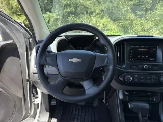 Chevrolet Colorado 2021 4x2 Work Truck 4 puertas Cabina Extendida 6 pies. LB