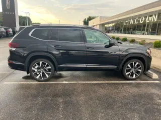 Volkswagen Atlas 2024 AWD SEL Premium R-Line 4Motion 4p SUV
