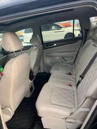 Volkswagen Atlas 2024 AWD SEL Premium R-Line 4Motion 4p SUV