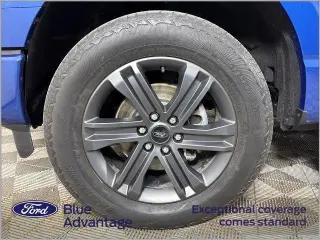Ford F-150 2023 4x4 Lariat 4 puertas SuperCrew 5.5 pies. SB