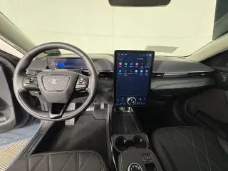 Ford Mustang Mach-E 2024 AWD Select 4p SUV
