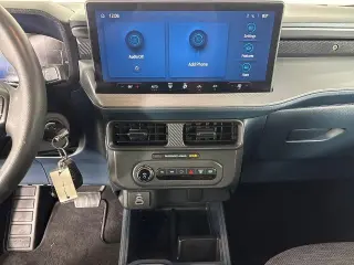 Ford Maverick 2025 XL 4dr SuperCrew 4.5 ft. SB