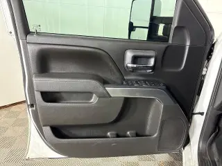 Chevrolet Silverado 1500 2016 4x4 LT Cabina Doble de 4 puertas, caja corta de 5.8 pies