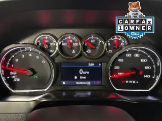 Chevrolet Silverado 1500 2020 4x4 RST 4 puertas Crew Cab Caja Corta de 5.8 pies