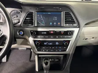 Hyundai SONATA 2017 Limited 4p Sedan