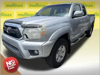 Toyota Tacoma 2013 4x2 PreRunner V6 4p Camioneta de Acceso 6.1 pies de caja sin techo 5 velocidades