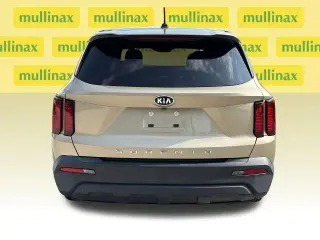 Kia Sorento 2021 LX 4p SUV