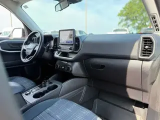Ford Bronco Sport 2024 AWD Heritage 4 puertas SUV