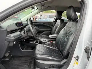 Ford Mustang Mach-E 2021 AWD Select 4 puertas SUV