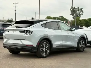 Ford Mustang Mach-E 2021 AWD Select 4 puertas SUV