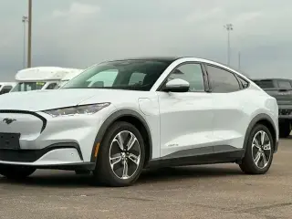 Ford Mustang Mach-E 2021 AWD Select 4 puertas SUV