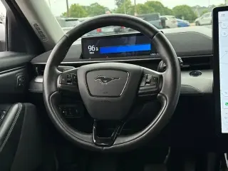 Ford Mustang Mach-E 2021 AWD Select 4 puertas SUV