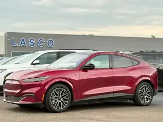 Ford Mustang Mach-E 2025 AWD Premium 4 puertas SUV