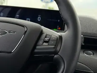Ford Mustang Mach-E 2025 AWD Premium 4 puertas SUV