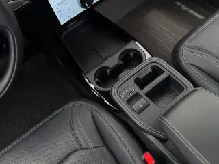 Ford Mustang Mach-E 2025 AWD Premium 4 puertas SUV