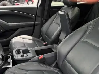 Ford Mustang Mach-E 2025 AWD Premium 4 puertas SUV