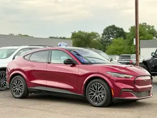 Ford Mustang Mach-E 2025 AWD Premium 4 puertas SUV