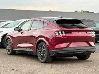 Ford Mustang Mach-E 2025 AWD Premium 4 puertas SUV