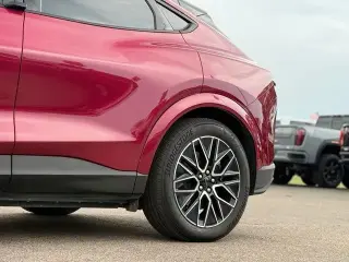 Ford Mustang Mach-E 2025 AWD Premium 4 puertas SUV