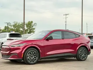 Ford Mustang Mach-E 2025 AWD Premium 4 puertas SUV