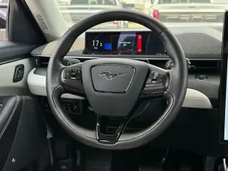 Ford Mustang Mach-E 2023 AWD Premium 4 puertas SUV