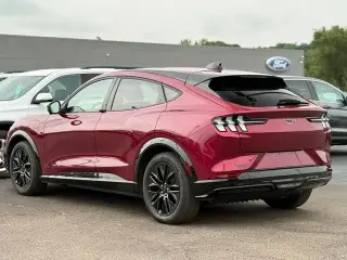 Ford Mustang Mach-E 2025 AWD Premium 4 puertas SUV