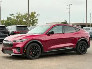 Ford Mustang Mach-E 2025 AWD Premium 4 puertas SUV