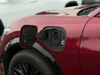 Ford Mustang Mach-E 2025 AWD Premium 4 puertas SUV