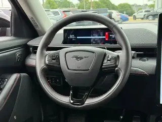 Ford Mustang Mach-E 2025 AWD Premium 4 puertas SUV