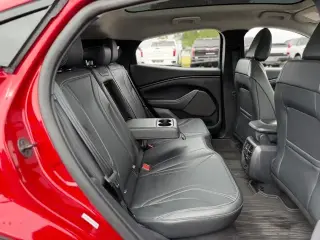Ford Mustang Mach-E 2023 AWD Premium 4 puertas SUV