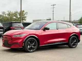 Ford Mustang Mach-E 2023 AWD Premium 4 puertas SUV