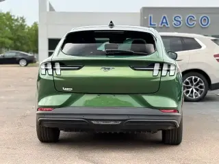Ford Mustang Mach-E 2025 AWD Premium 4 puertas SUV