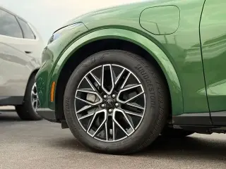 Ford Mustang Mach-E 2025 AWD Premium 4 puertas SUV