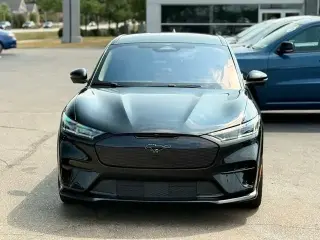 Ford Mustang Mach-E 2023 AWD GT 4 puertas SUV