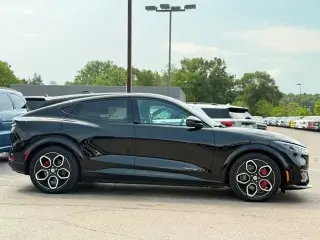 Ford Mustang Mach-E 2023 AWD GT 4 puertas SUV