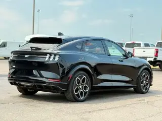 Ford Mustang Mach-E 2023 AWD GT 4 puertas SUV