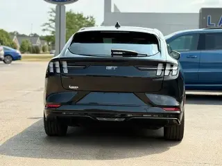 Ford Mustang Mach-E 2023 AWD GT 4 puertas SUV