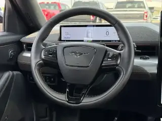 Ford Mustang Mach-E 2023 AWD GT 4 puertas SUV
