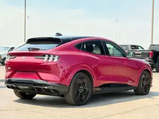 Ford Mustang Mach-E 2025 AWD GT 4 puertas SUV