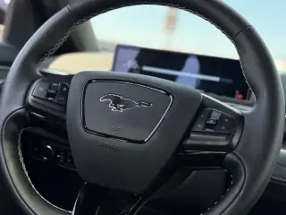 Ford Mustang Mach-E 2025 AWD GT 4 puertas SUV