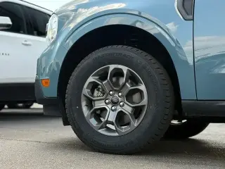 Ford Maverick 2023 XLT 4 puertas SuperCrew con caja de 4.5 pies