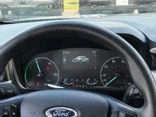 Ford Maverick 2023 XLT 4 puertas SuperCrew con caja de 4.5 pies