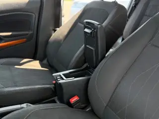 Ford EcoSport 2021 AWD SE 4dr Crossover
