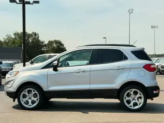 Ford EcoSport 2021 AWD SE 4dr Crossover