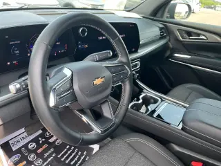 Chevrolet Traverse 2024 LS 4 puertas SUV con paquete 1LS