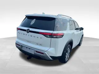 Nissan Pathfinder 2023 AWD SL 4dr SUV