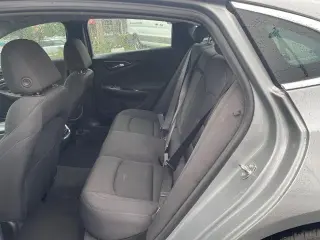 Chevrolet Malibu 2023 LT 4 puertas Sedán con 1LT