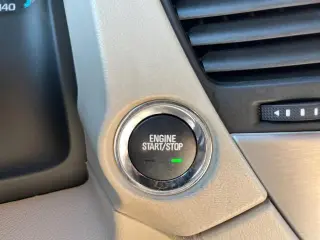 GMC Yukon XL 2017 4x4 Denali 4 puertas SUV